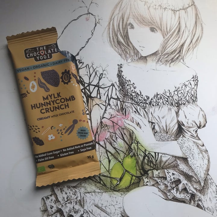 review photo of The Chocolate Yogi Mylk Hunnycomb Crunch shared by @natashathevegan on 05 Nov 2020 - review