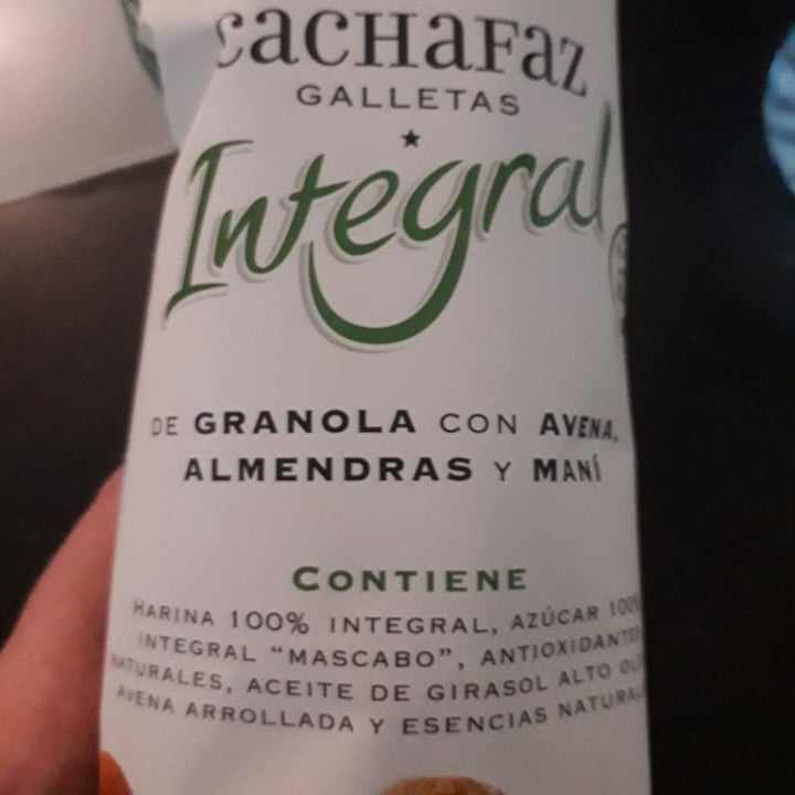 photo of Cachafaz Galletas Integral de Granola con Avena, Almendra y Mani shared by @rochyalmendra on  05 Oct 2020 - review