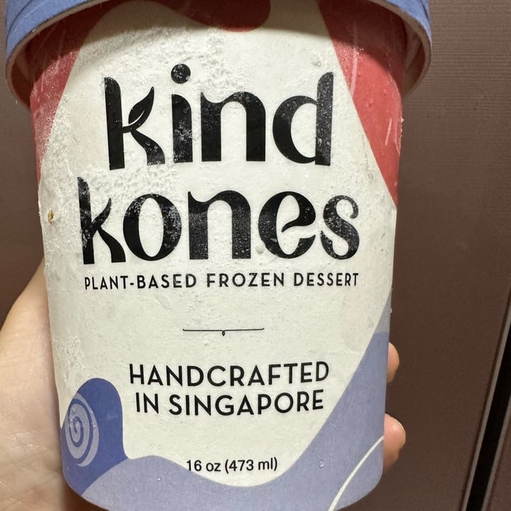 photo of Kind Kones Charcoal Vanilla shared by @piggy-egg on  29 Dec 2022 - review
