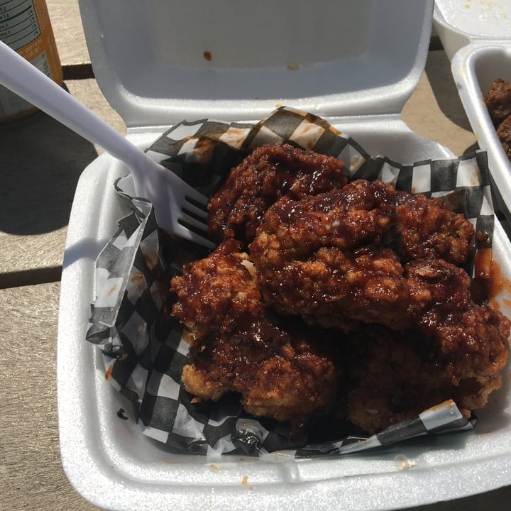 review photo of Vegan Jerk Cauliflower Wings shared by @mellowyellow on 30 Apr 2020 - review