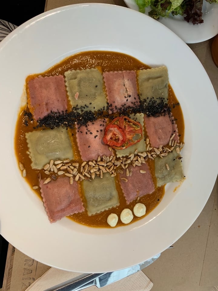 photo of De Raíz Cocina Café Raviolis shared by @mariacascam on  15 Feb 2020 - review
