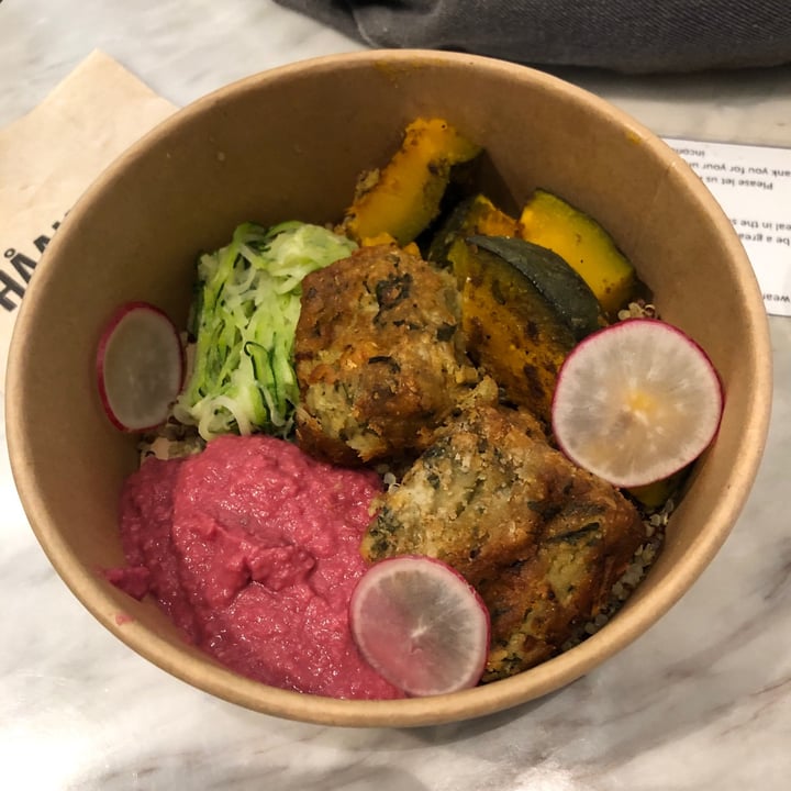 photo of Haakon Superfoods and Juice Falafel and Quinoa Grain Bowl shared by @wathoney on  11 Apr 2021 - review