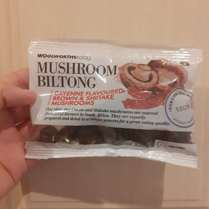 photo of Woolworths Food Mushroom Biltong - Cayenne Flavoured Brown & Shiitake Mushrooms shared by @plantbasedpisces on  30 Oct 2021 - review