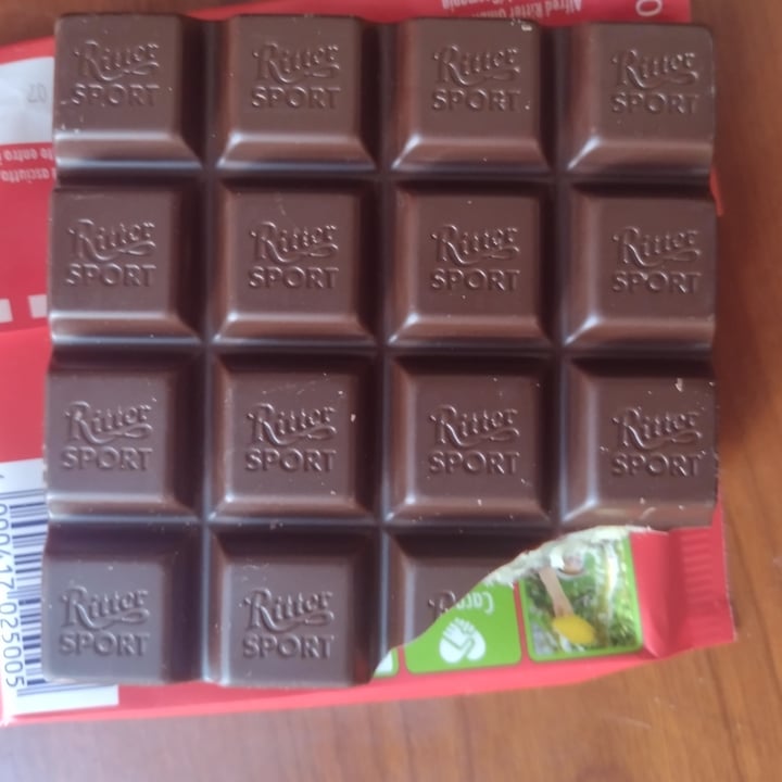 photo of Ritter Sport Marzapane shared by @dratini on  26 Nov 2022 - review