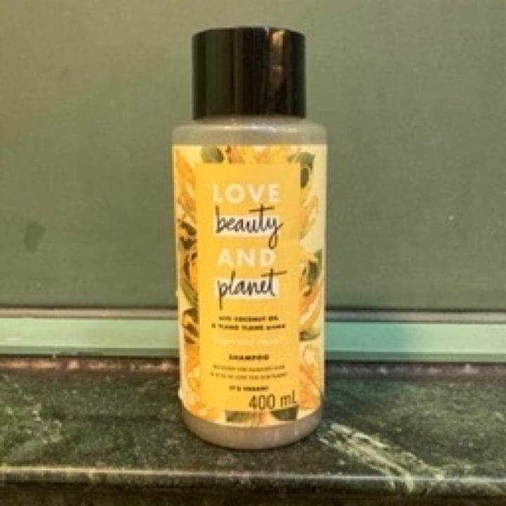 photo of Love Beauty and Planet Coconut Oil & Ylang Ylang Shampoo shared by @wendy123 on  13 Jun 2020 - review