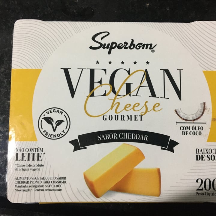 photo of Superbom Queijo Vegetal Sabor Cheddar shared by @maryvaz on  30 Jul 2021 - review