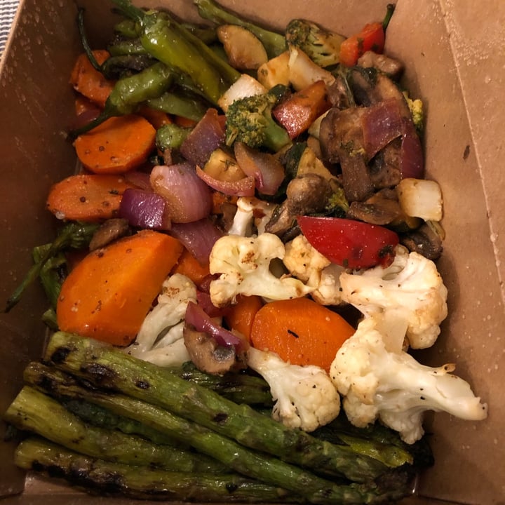 photo of Christopher's Kitchen Seasonal Vegetable Plate shared by @christinalynn6181 on  25 Oct 2020 - review
