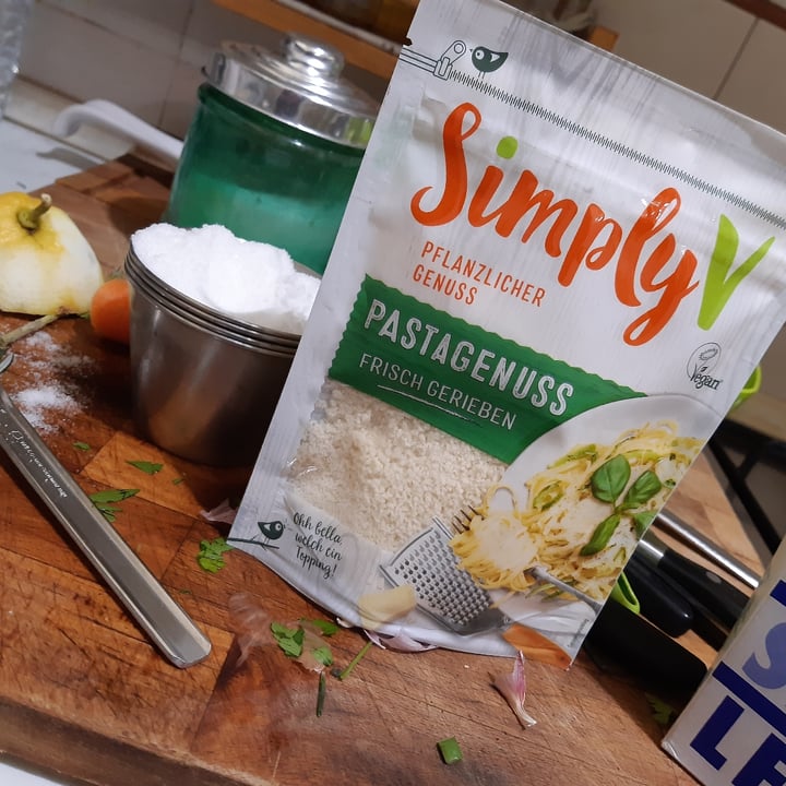review photo of Simply V Rein pflanzlicher Pastagenuss shared by @claudia86 on 13 Apr 2021 - review