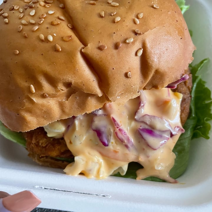photo of The Vegan Chef Umhlanga Crispy Zingy Burger shared by @melkann on  05 Apr 2022 - review