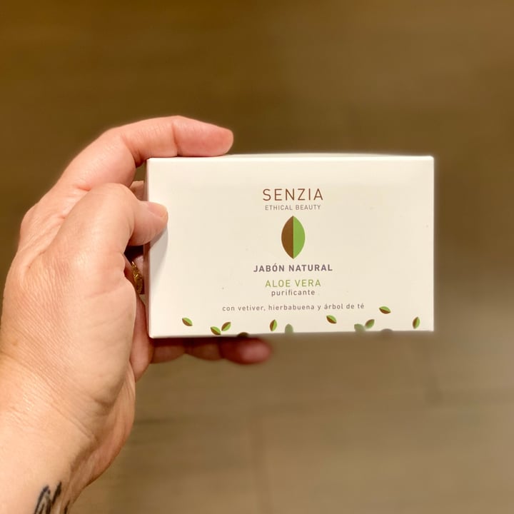 review photo of Senzia Jabón de aloe Vera purificante shared by @belendharmakat on 22 Mar 2021 - review