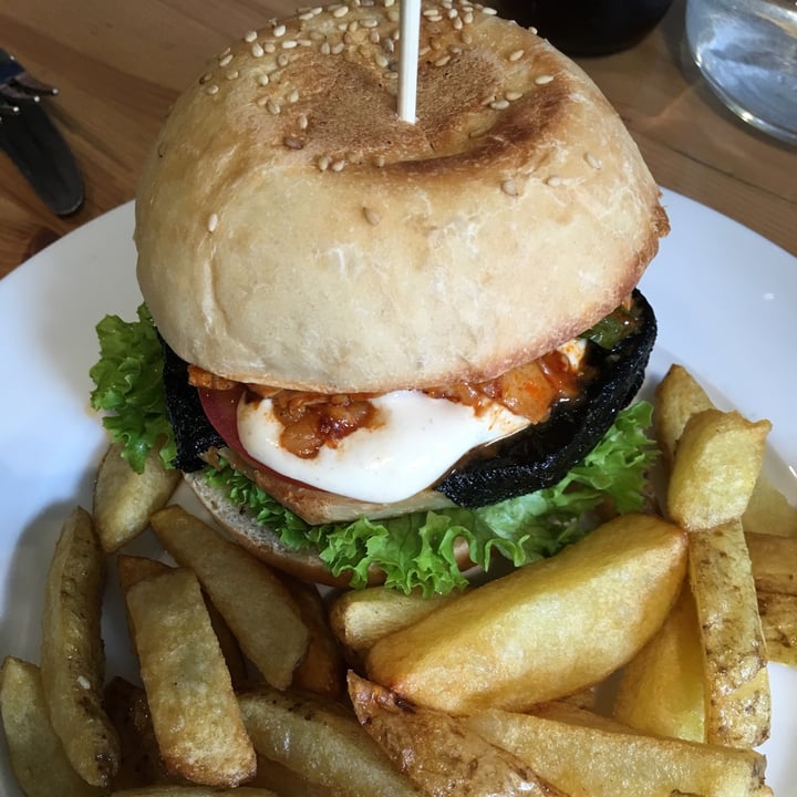 photo of Holy Cow Nori Fish Burger shared by @masayume on  23 May 2021 - review