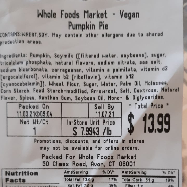 photo of Whole Foods Market Vegan Pumpkin Pie shared by @tacojoe on  06 Nov 2021 - review