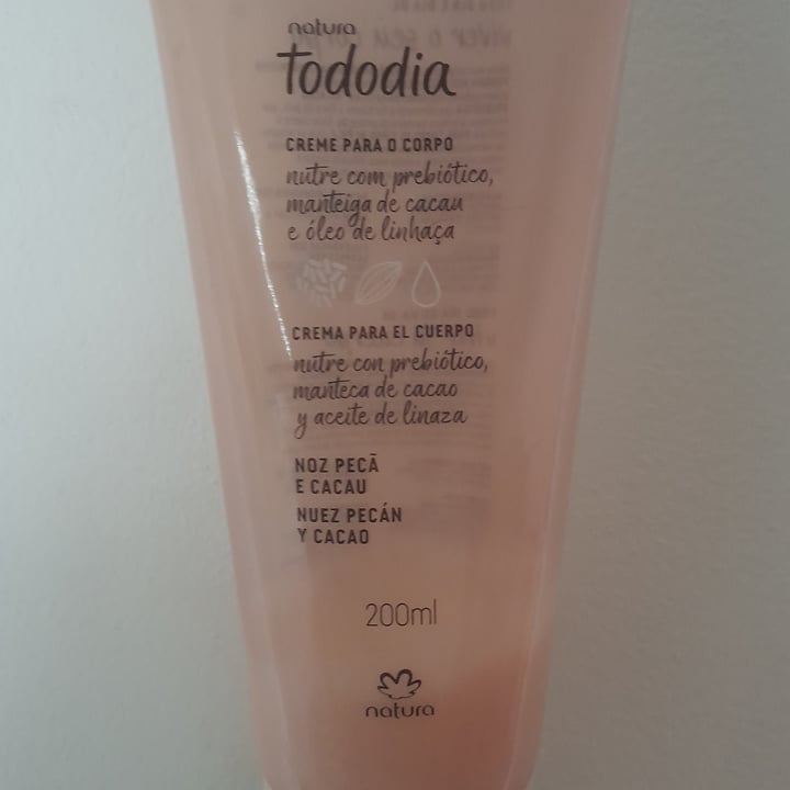 review photo of Natura Crema Para El Cuerpo Nuez De Pecán Y Cacao TODO DiA shared by @luaaabril8 on 21 Nov 2021 - review