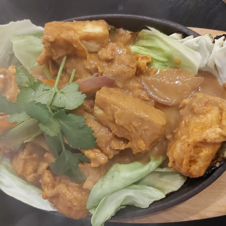 photo of Veggo Sizzle Sizzling Tofu shared by @lotuspond on  17 Apr 2021 - review