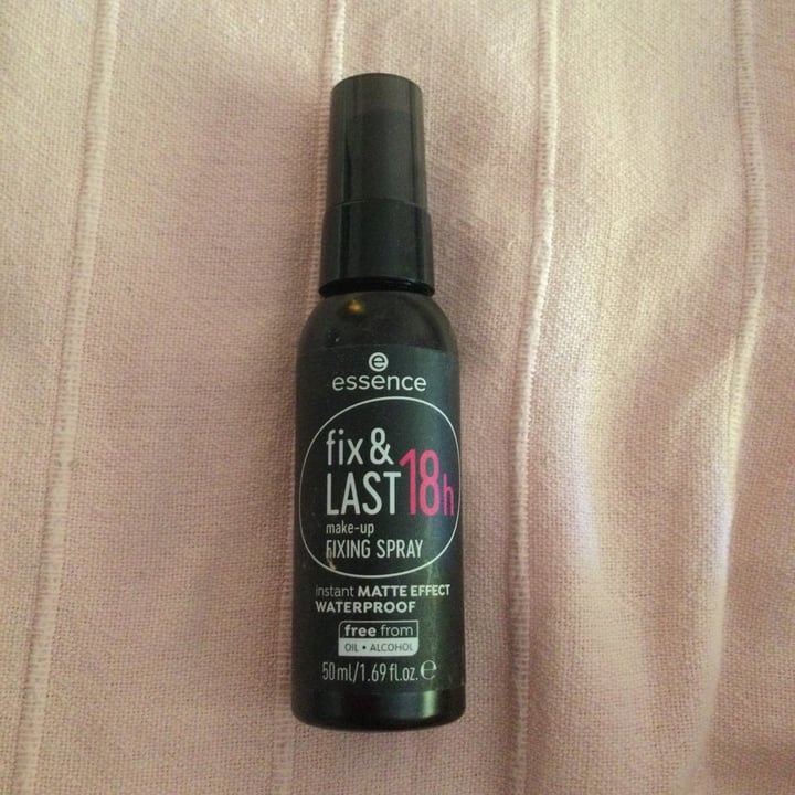 photo of Essence  Fix & Last shared by @danielastaianoo on  30 Jun 2022 - review