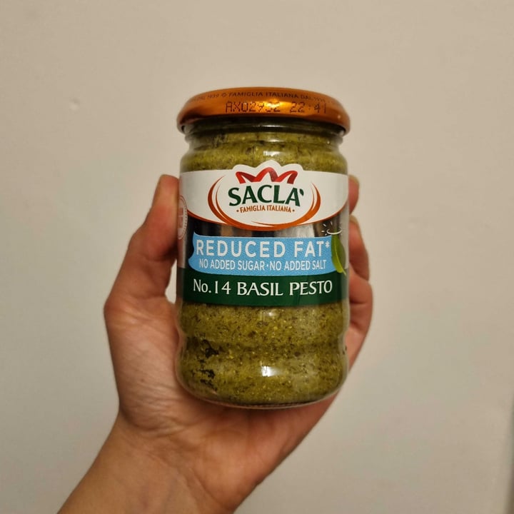photo of Sacla Reduced Fat Basil Pesto shared by @mrsvegside on  03 May 2022 - review