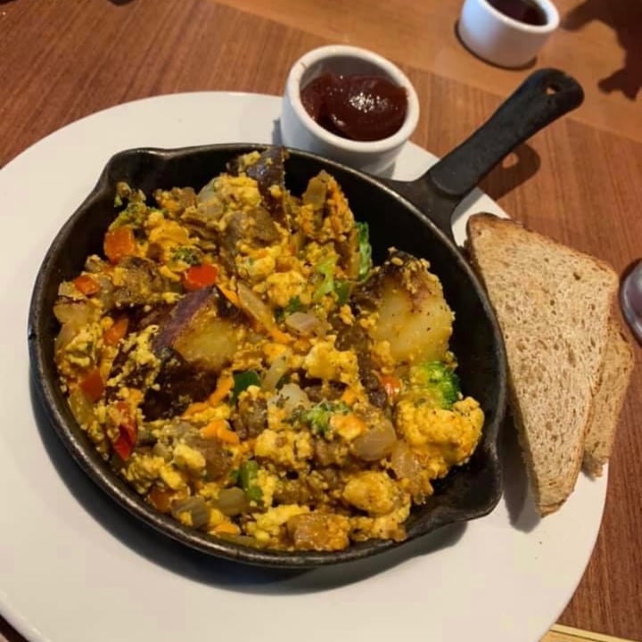photo of Ethos Vegan Kitchen Breakfast Skillet shared by @nikkiv12 on  24 Aug 2021 - review
