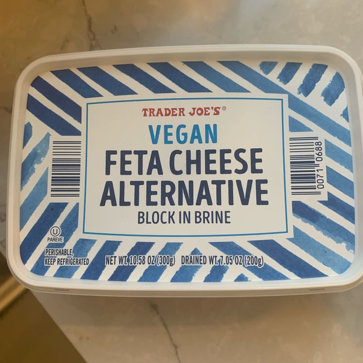 photo of Trader Joe's Vegan Feta Cheese Alternative shared by @mariasgarden on  22 Oct 2021 - review