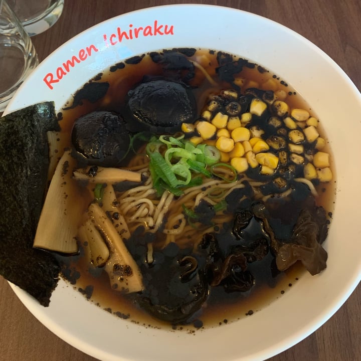 photo of Ramen Ichiraku Vegan Dark Side Shoyu Ramen shared by @sandwitchvegan on  09 Nov 2022 - review