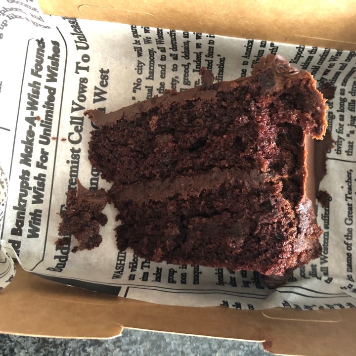 photo of Vegan Street Food ZA Chocolate cake shared by @mimi2308 on  10 Apr 2021 - review