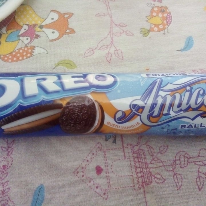 photo of  Mondelēz International Biscotti oreo vaniglia e caramello shared by @silviagianotti on  25 Apr 2022 - review