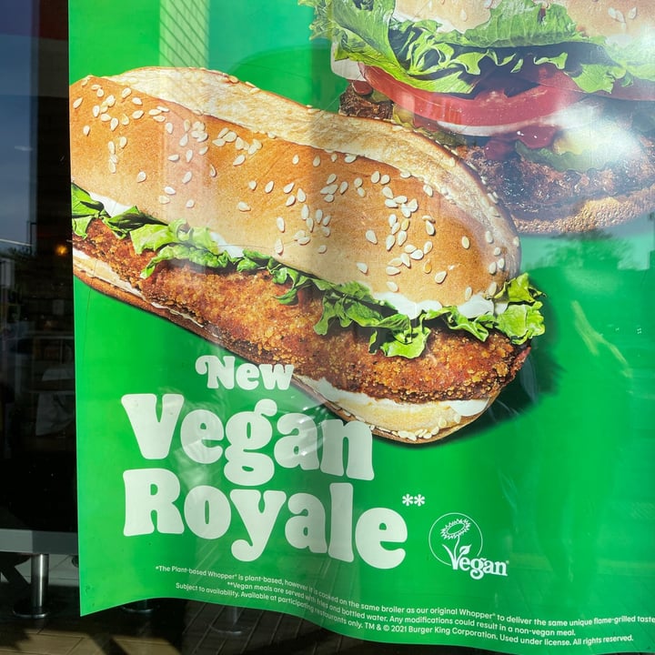 photo of Burger King Vegan Royale shared by @kaythevegan on  26 Apr 2021 - review
