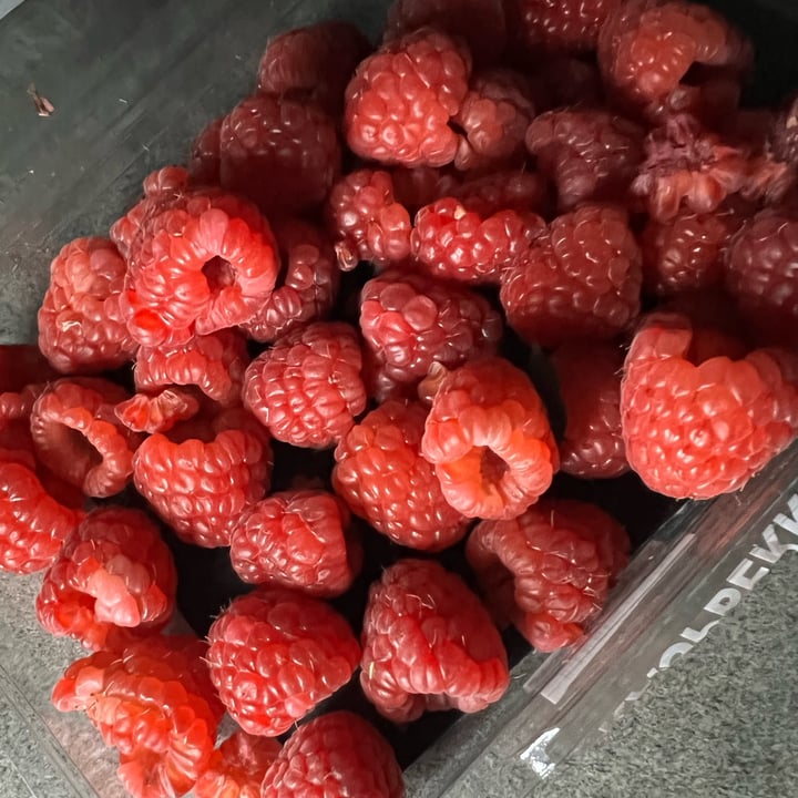 photo of Woolworths Food Raspberries shared by @ftc on  24 Sep 2022 - review