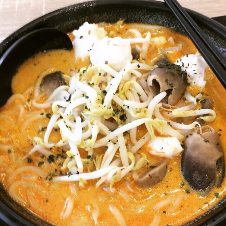 review photo of Greendot @ Star Vista Laksa Noodles shared by @salutosine on 28 Jul 2018 - review