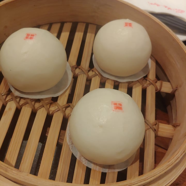photo of Din Tai Fung Steamed red bean buns shared by @vegananu on  12 Sep 2021 - review