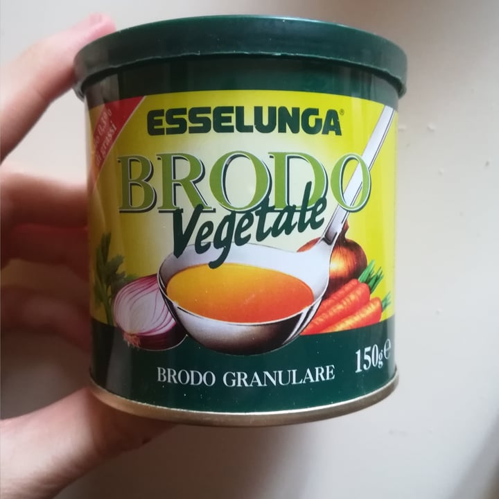 photo of  Esselunga Brodo vegetale granulare shared by @veggyisa on  28 Dec 2021 - review