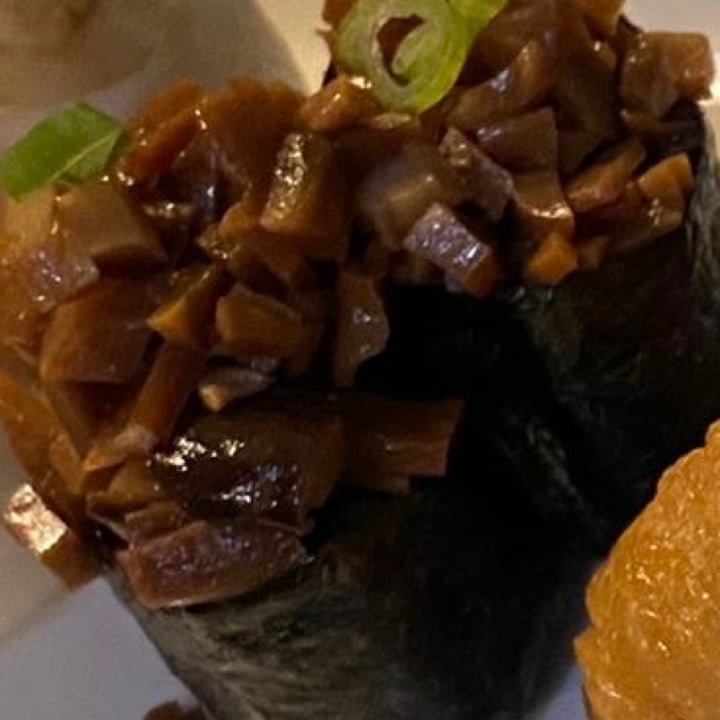 review photo of Armonico Gunkan funghi e nori shared by @italianveggie on 27 Sep 2022 - review