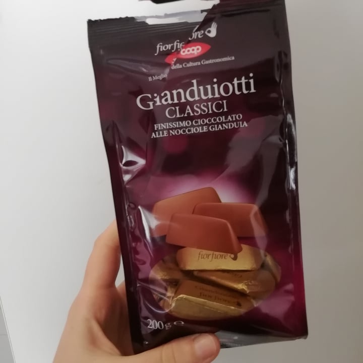 photo of Coop Gianduiotti Classici shared by @disagiada on  05 Oct 2022 - review