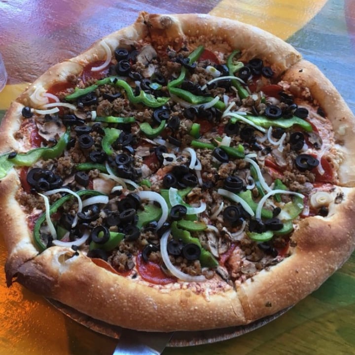 review photo of Satchel's Pizza Pizza shared by @everan01 on 06 May 2020 - review