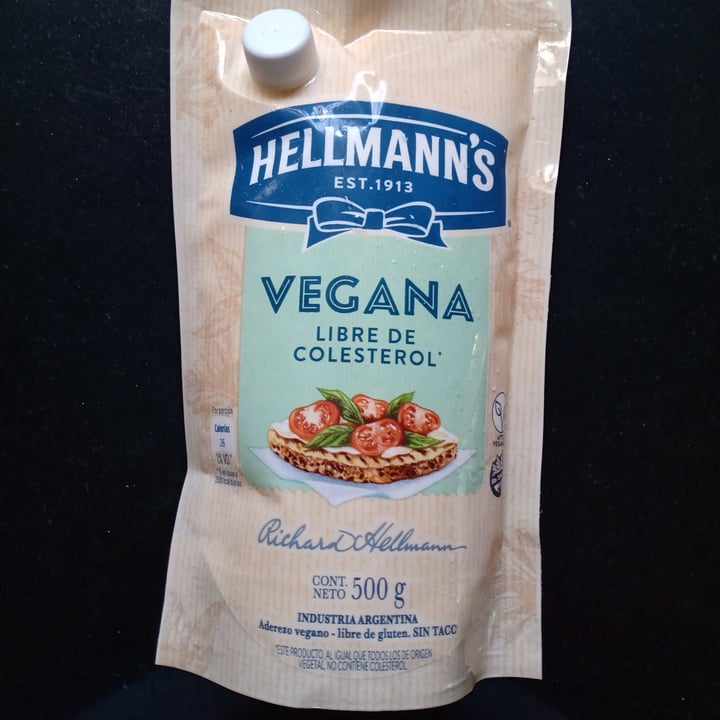 photo of Hellmann’s Hellman’s Vegan Mayonnaise shared by @abrilrasmunsen on  07 Mar 2021 - review