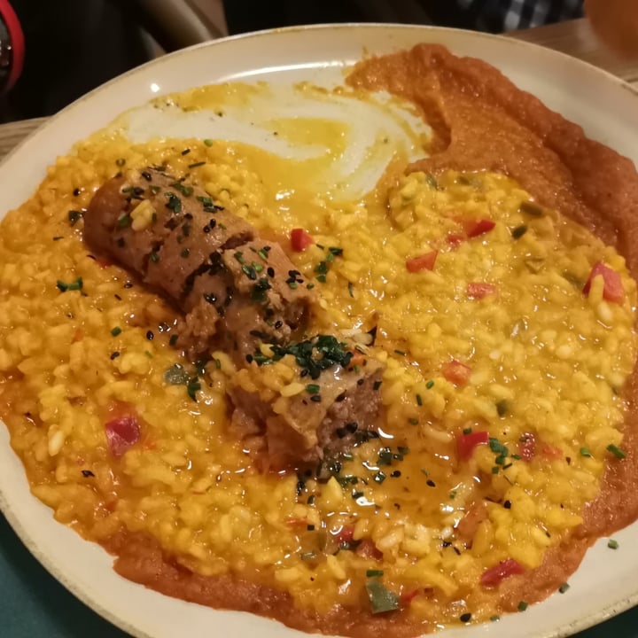 photo of Hakuna Matata Veggie Arroz a la catalana con butifarra shared by @laurauf on  03 May 2022 - review