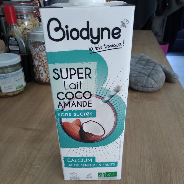 photo of Biodyne Lait coco amande sans sucre shared by @dorya on  31 May 2020 - review