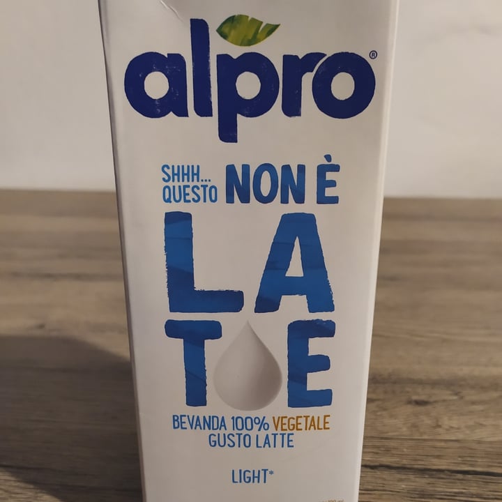 photo of Alpro non è latte shared by @giuliawood on  18 Nov 2022 - review