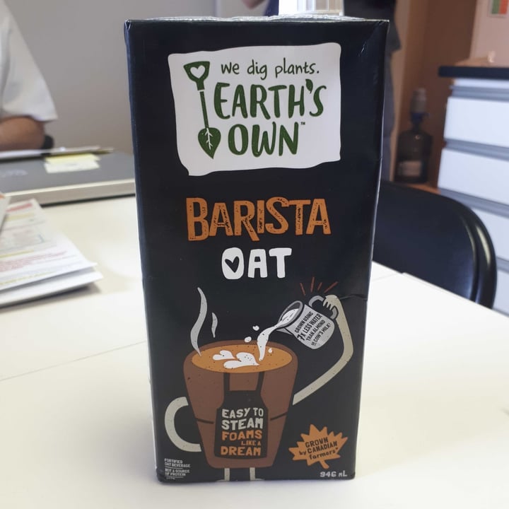 photo of Earth's Own Barista Edition Oat Milk shared by @nobme6661 on  15 Dec 2022 - review