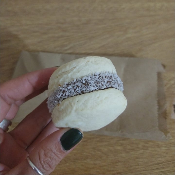 photo of Kela con amor Alfajor De Maicena shared by @marianveg on  12 Oct 2022 - review