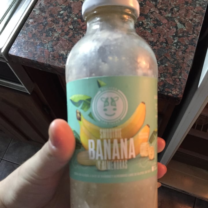 photo of Felices Las Vacas Smoothie de Bananas y Almendras shared by @giugin on  20 Nov 2020 - review