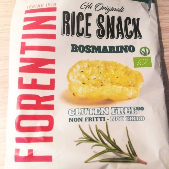 review photo of Fiorentini Rice snack rosmarino shared by @unatempestavegana on 24 Apr 2021 - review