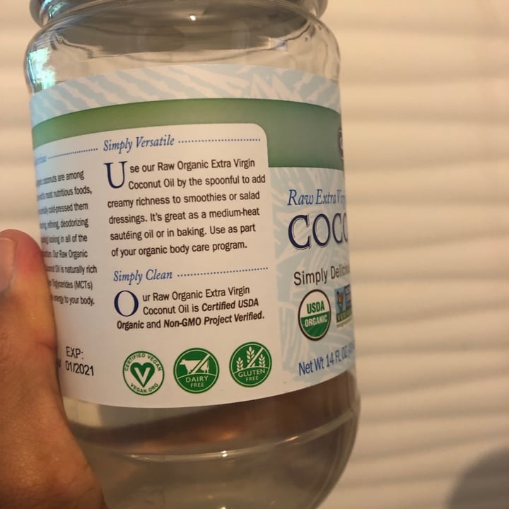 review photo of Garden of Life coconut oil shared by @handsomeboy on 10 Jun 2020 - review