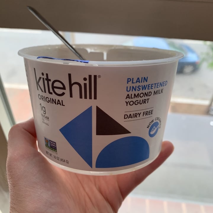 photo of Kite Hill Artisan Plain Unsweetened Almond Milk Yogurt shared by @lem413 on  24 May 2021 - review