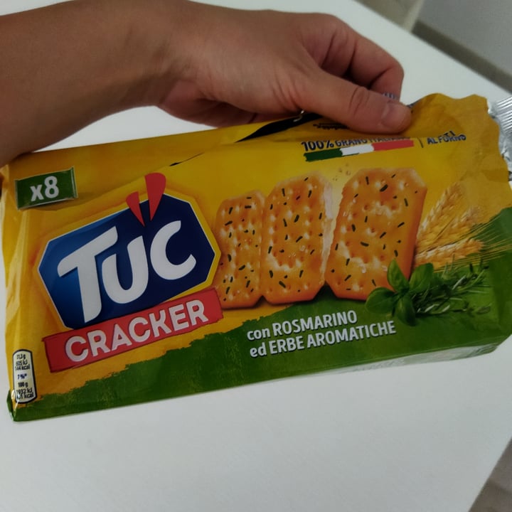 photo of Tuc Cracker con rosmarino ed erbe aromatiche shared by @martafarruggia on  16 Jul 2022 - review