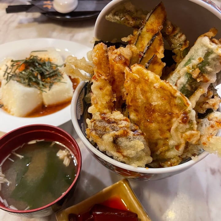 photo of Teng Bespoke Vege Tendon with Miso Soup shared by @mehmehrene on  05 Apr 2022 - review