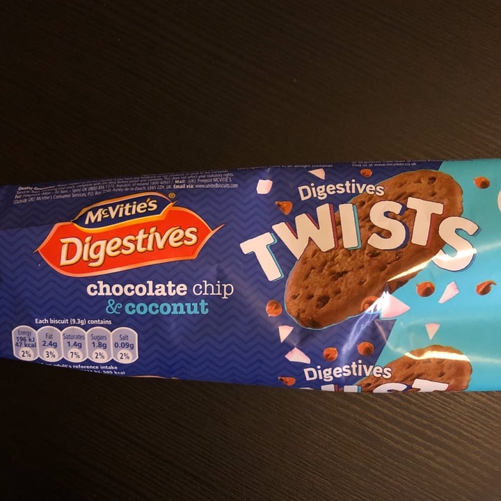 review photo of McVitie's Digestive Twists Chocolate Chip & Coconut shared by @veganlisag on 07 Jan 2020 - review