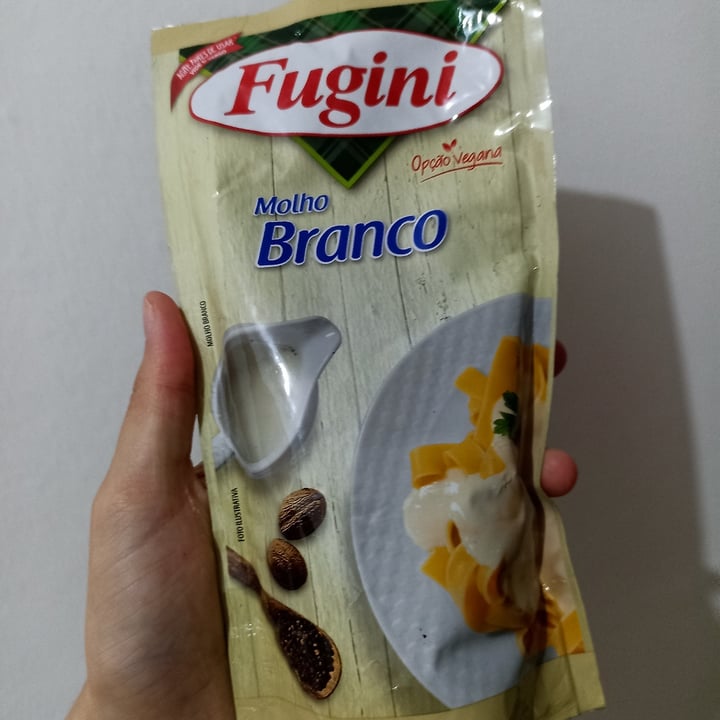 review photo of Fugini Molho branco shared by @lorraynemenezes on 17 Mar 2022 - review
