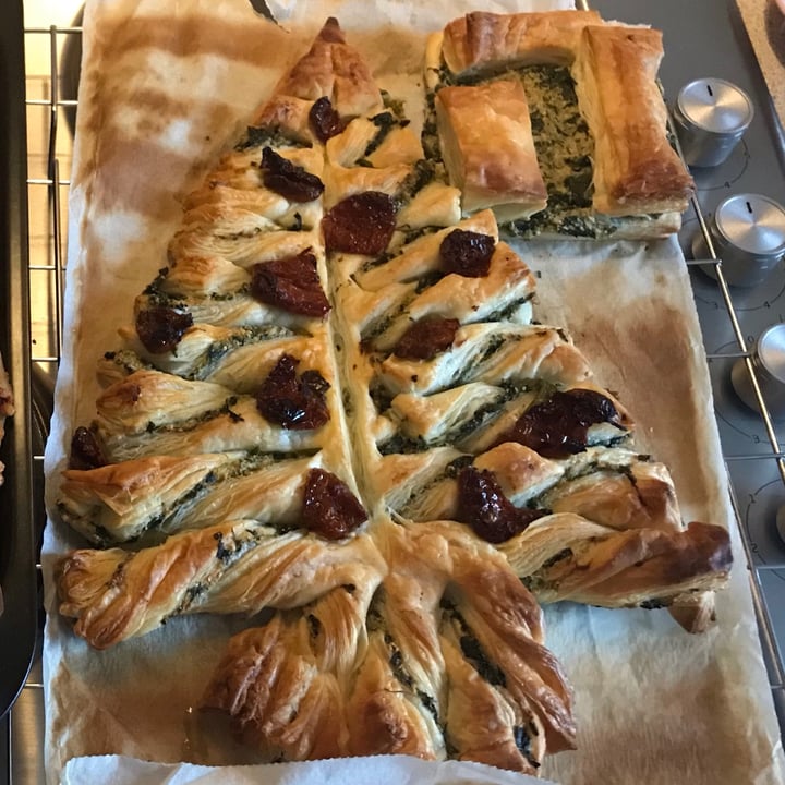 photo of Greenvale Puff pastry ready to roll shared by @mels13 on  13 Apr 2021 - review