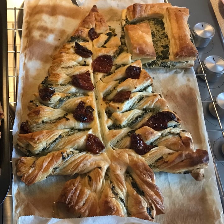 review photo of Greenvale Puff pastry ready to roll shared by @mels13 on 13 Apr 2021 - review