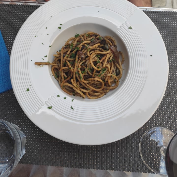 review photo of La Tecia Vegana Bigoli In Salsa shared by @merlerouge on 07 Sep 2022 - review